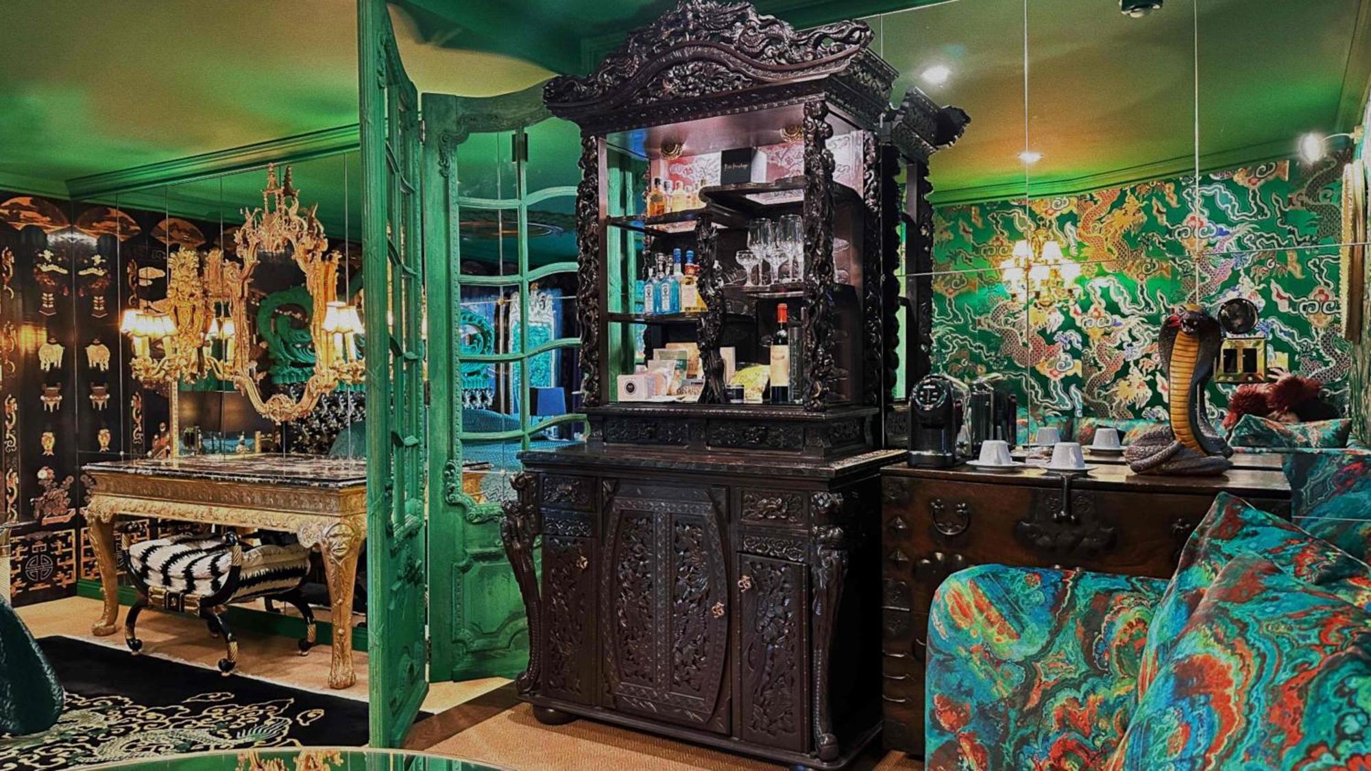 Hotel Petit Ermitage 4*
